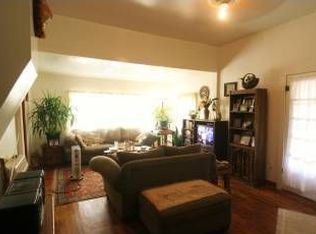 304 5th St, Galena, MO 65656