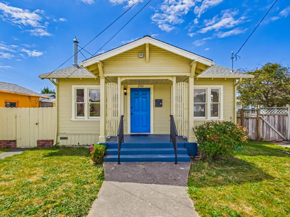2726 J St, Eureka, CA 95501