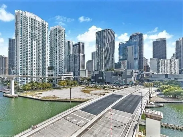 350 S Miami Ave APT 2105, Miami, FL 33130