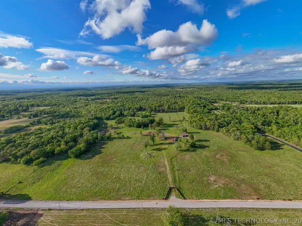 7885 E 590th Rd, Locust Grove, OK 74352