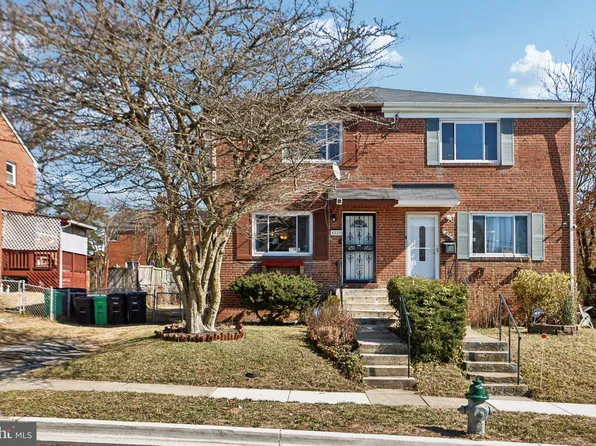 4020 Murdock St, Temple Hills, MD 20748