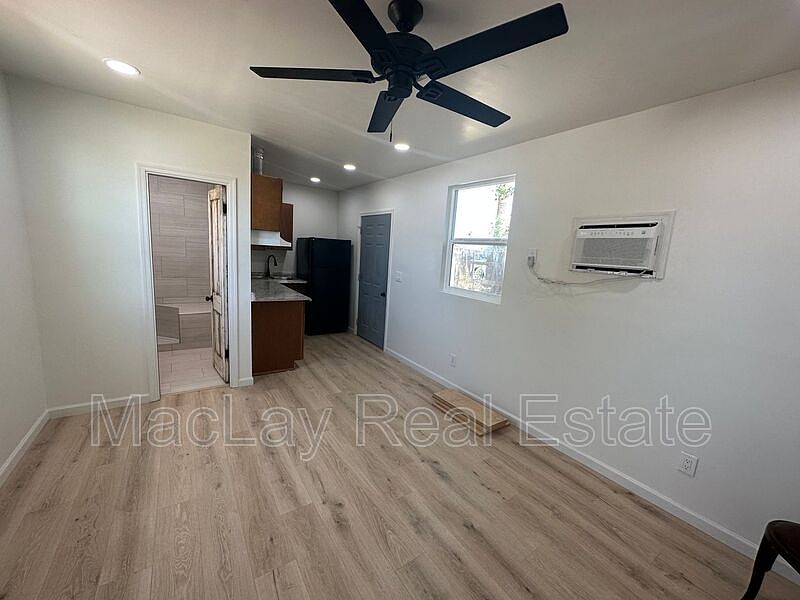 2nd image of 429 S 98th St