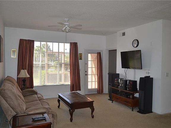 3rd image of 5554 Metrowest Blvd APT 4-111