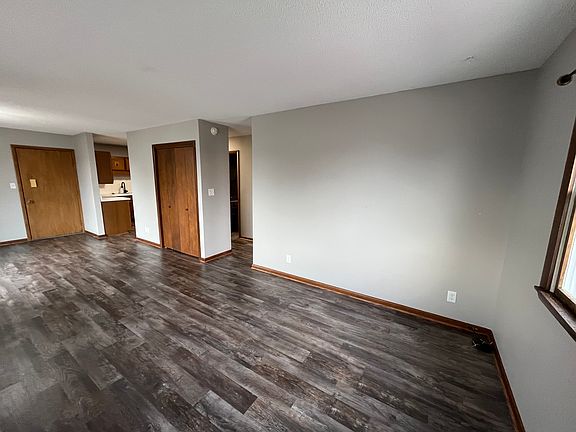 4th image of 307 NE 2nd Ave #3E