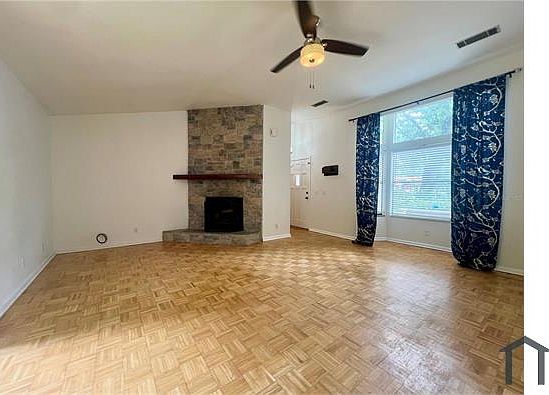1st image of 6211 NW 44th Pl