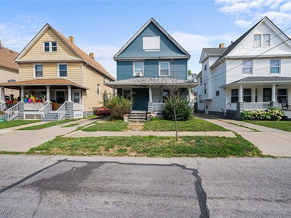 3rd image of 3812 Poe Ave