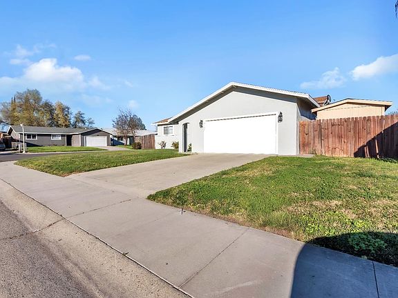 3rd image of 7517 Addison Way