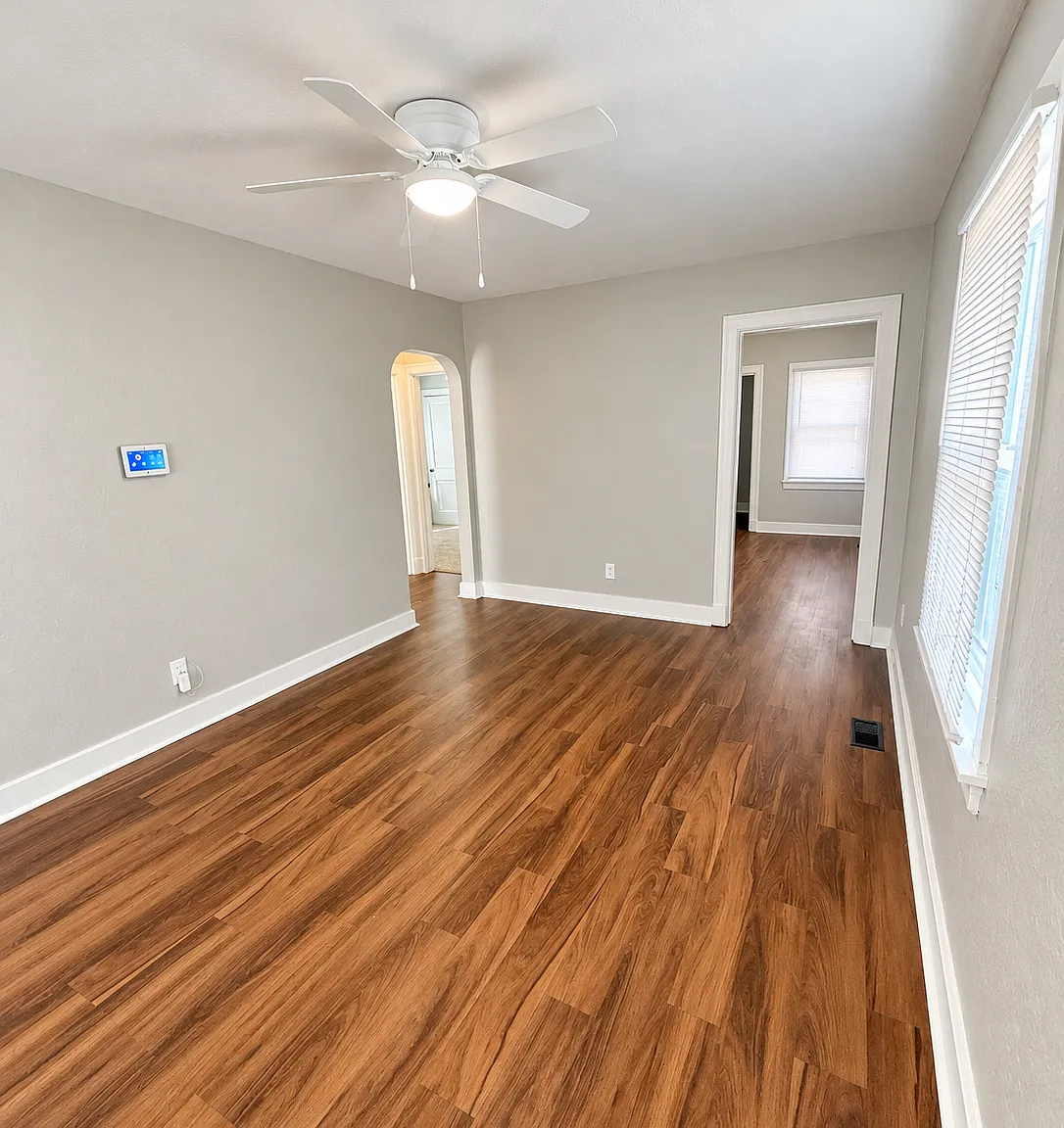1547 Longfield Avenue - 1 — Photo 3