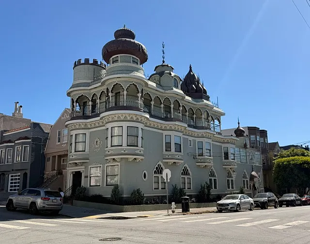 2840 Greenwich St — Photo 43