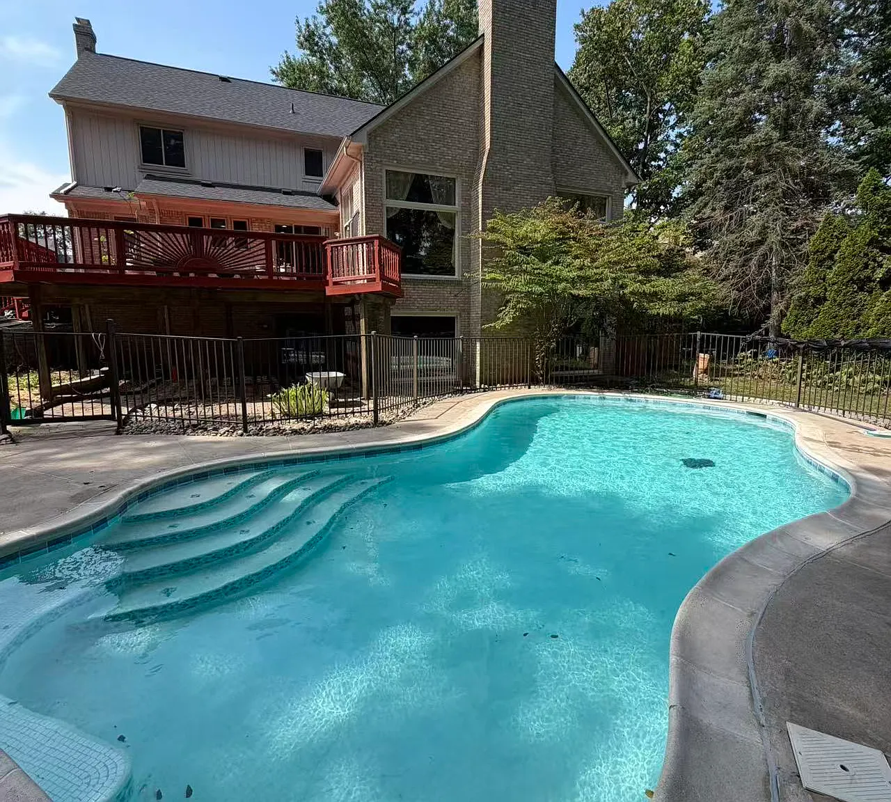 5 bed, 3.5 bath, 3827 sqft, $4,350 — Photo 4