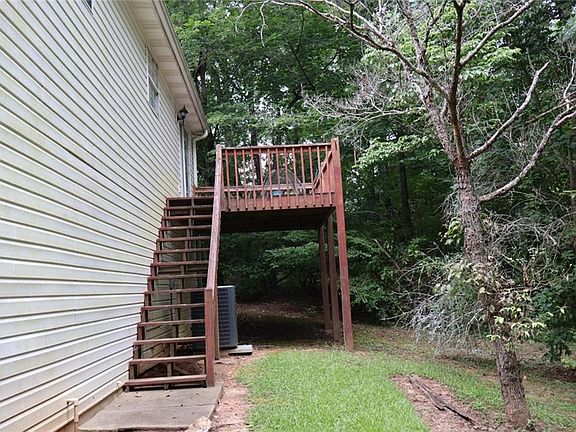 4th image of 8748 Jenkins Rd