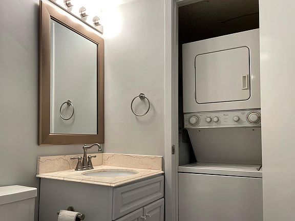 3rd image of 3919 Holland Ave APT 205