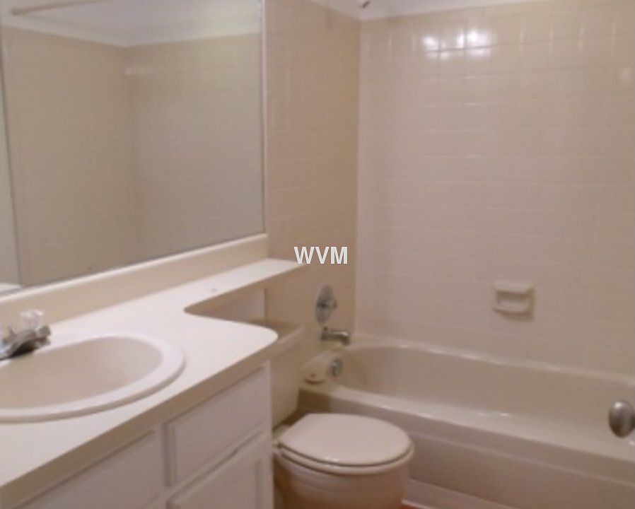 2nd image of 8335 Fairmount Dr #203