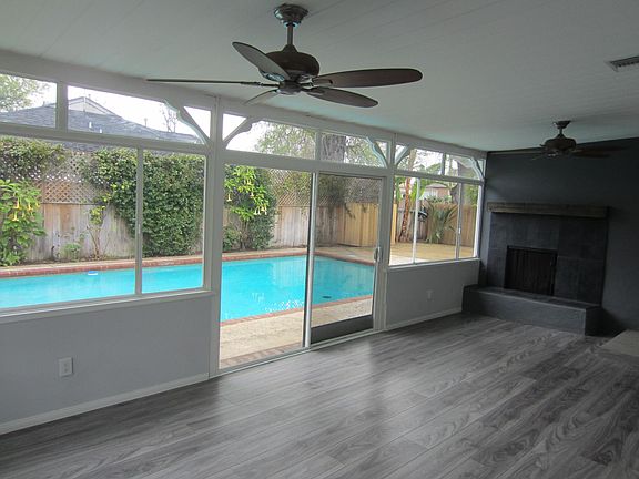 2nd image of 6372 Zelzah Ave