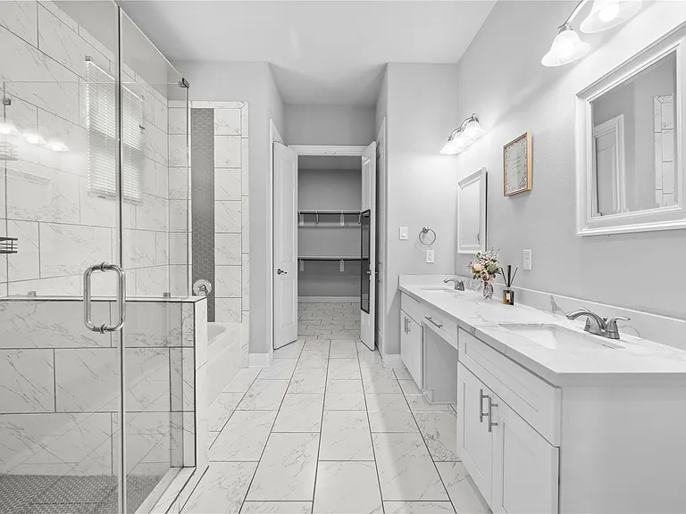 8938 Intervale St — Photo 21
