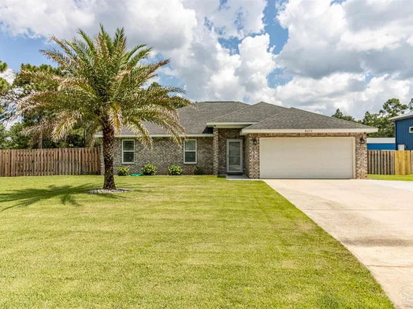 8270 Molina St, Navarre, FL 32566