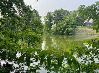 177 Beyers Lake Est, Pana, IL 62557