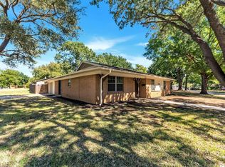 1609 W Tucker Blvd, Arlington, TX 76013