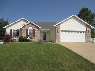 110 Springhill Ct, Moscow Mills, MO 63362