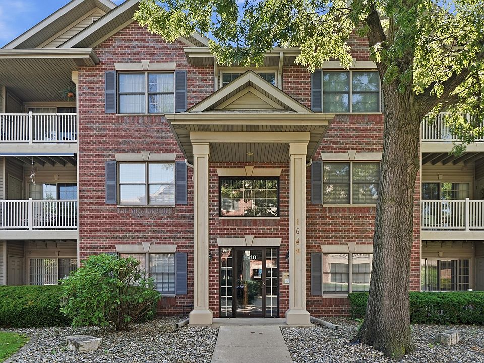 1st image of 1640 White Oak Cir Unit 2-B