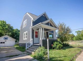 714 Harper Ave, Rockford, IL 61103