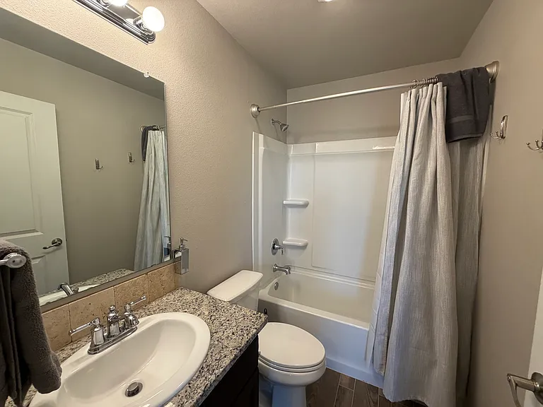 2608 Winfield Ave — Photo 18