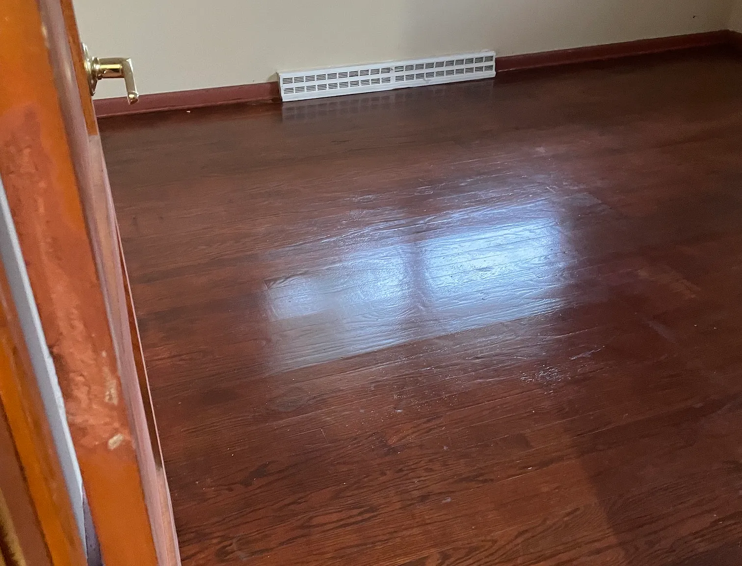 3 bed, 2040 sqft, $1,300 — Photo 4
