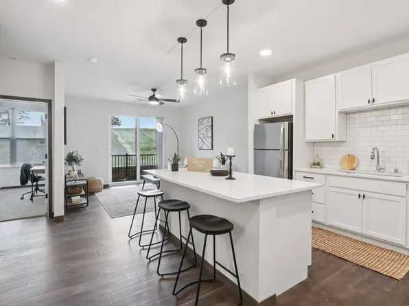 Residences at Deforest Yards