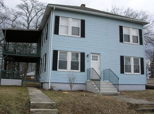 17 4th St, Leominster, MA 01453