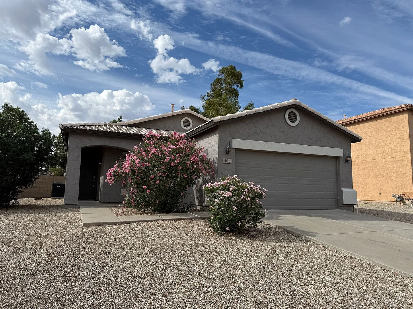 Johnson Ranch, 3 bed, 2 bath, single story, community pool and Golf — Photo 2