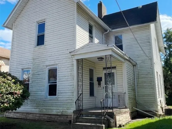 332 Shaw St, New Castle, PA 16101
