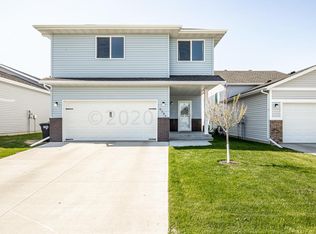 6206 61st Ave S, Fargo, ND 58104