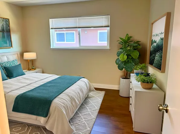 1670 Union Ave #R, Redwood City, CA 94061