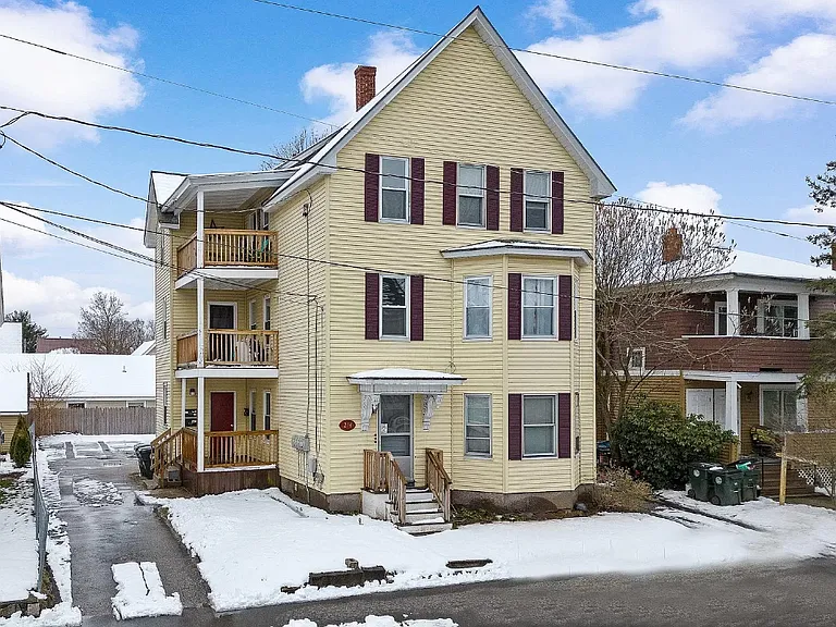 214 Conant St #1 — Photo 12