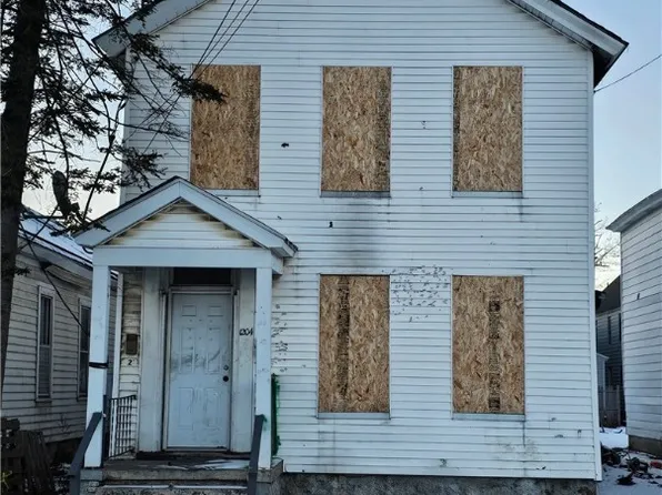 1204 Stark St, Utica, NY 13502