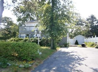 13 Overlook Ter, East Wareham, MA 02538