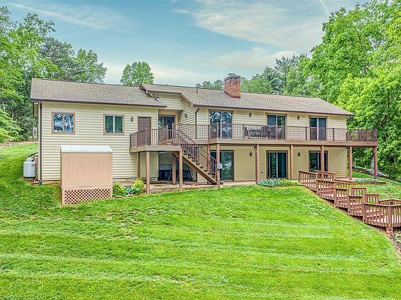 3rd image of 140 Travers Cir Lot 8