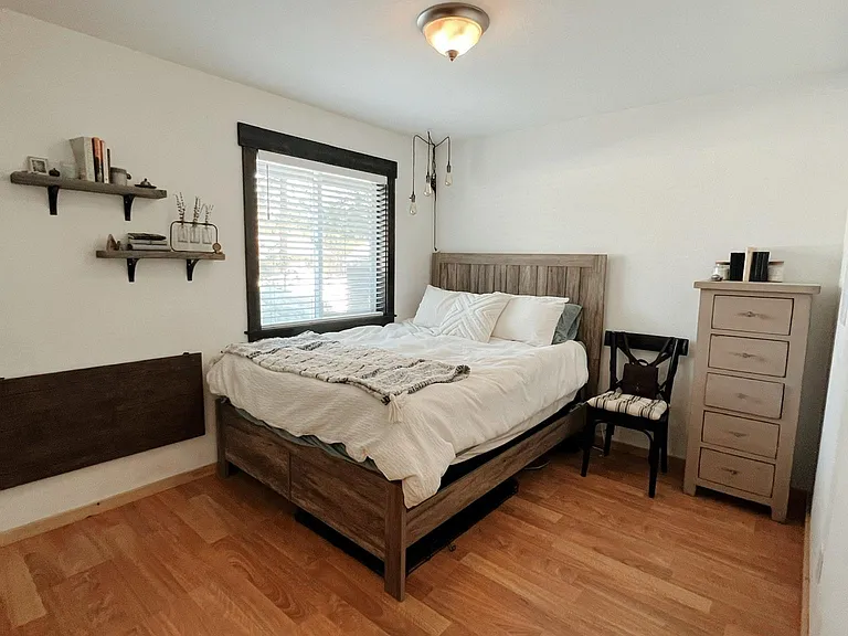 Evensham Pl — Photo 14
