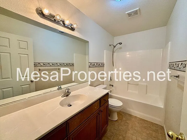 21172 Cabernet Ln — Photo 10