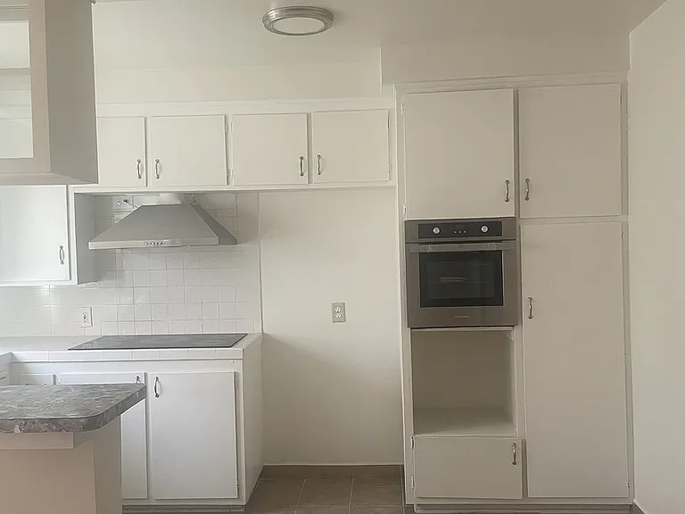 620 Edgewood St #6 — Photo 3