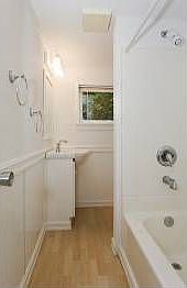 5th image of 20433 13th Ave S