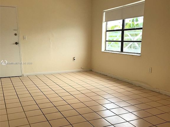 4th image of 1325 W 68th St APT 221