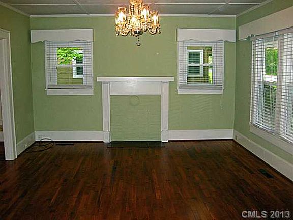 4th image of 1434 White Oak Ave