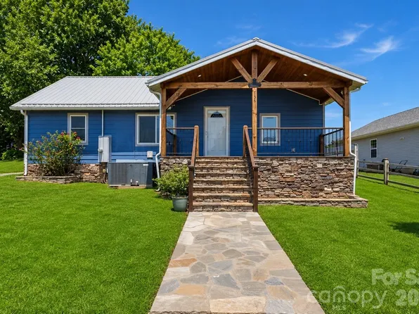 136 W Wilhemenia St #19-22, Marion, NC 28752