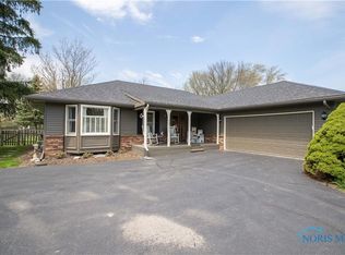 28755 Hufford Rd, Perrysburg, OH 43551