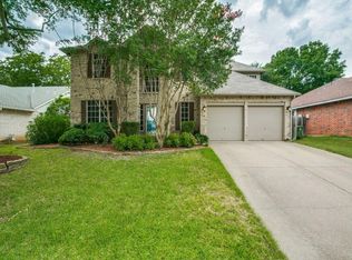 2146 Willowood Dr, Grapevine, TX 76051