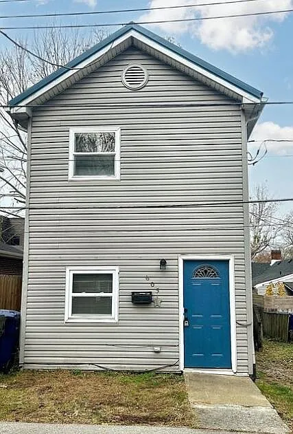605 Harry St