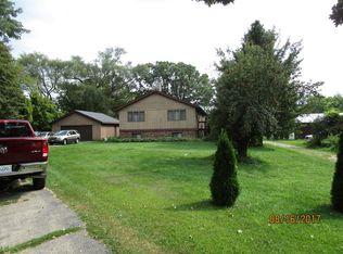 19419 Harmony Rd, Marengo, IL 60152