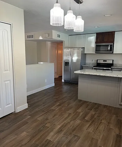 135 E Heather Ave — Photo 10
