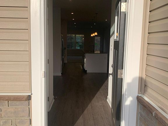 4th image of 122 Dana Dr